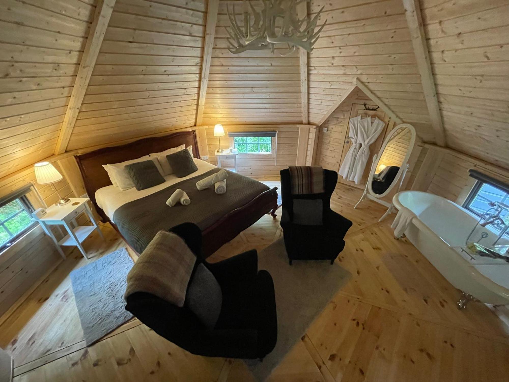 Aos Si Lodges Ballachulish Bagian luar foto